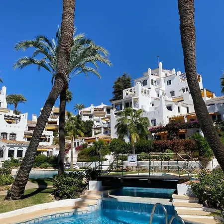 Topbeliggende Lejl I Nueva Andalucia Marbella