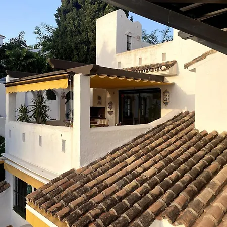 Topbeliggende Lejl I Nueva Andalucia Apartment Marbella
